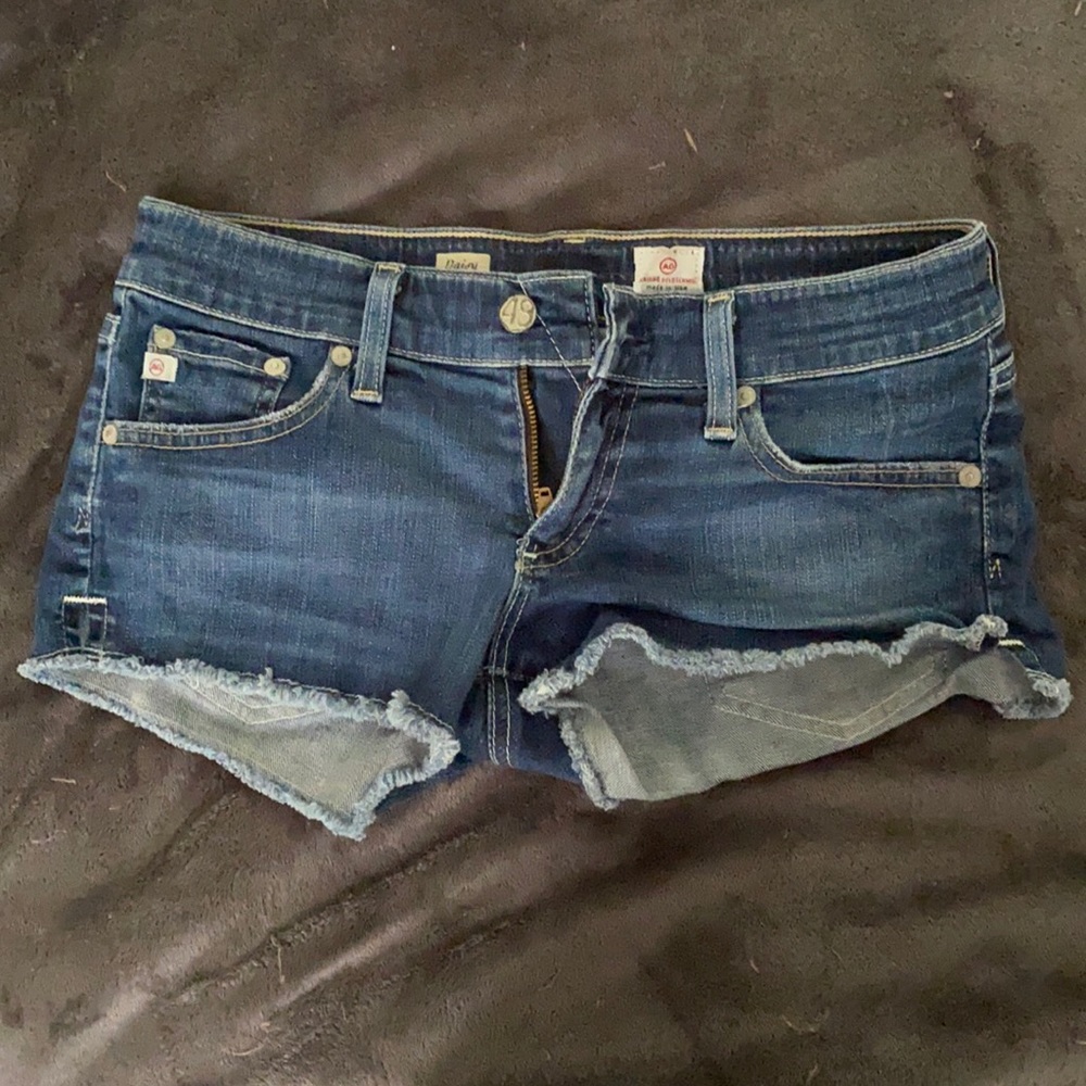 AG Daisy Low Rise Jean Short